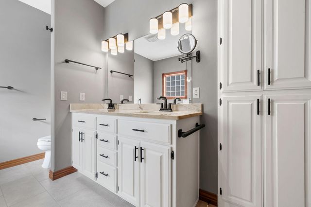 956 E Grace Street, Republic, MO 65738