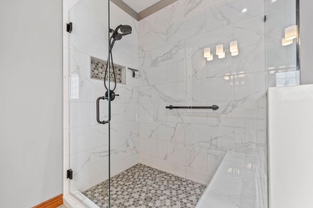 956 E Grace Street, Republic, MO 65738