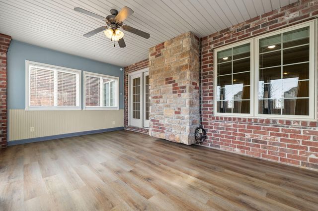 956 E Grace Street, Republic, MO 65738