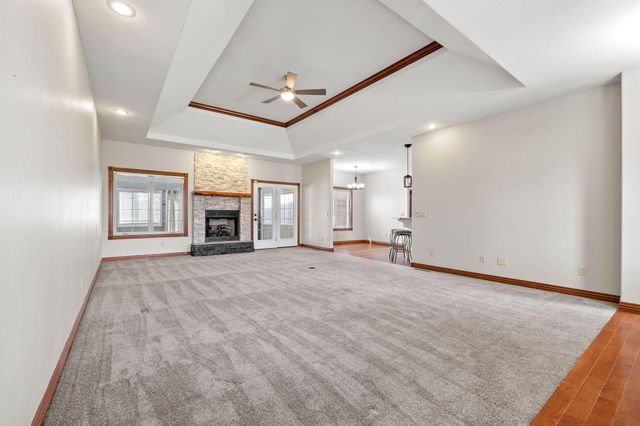 956 E Grace Street, Republic, MO 65738