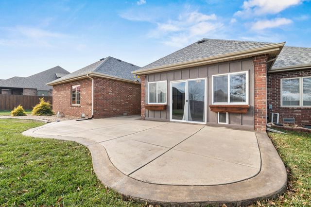 956 E Grace Street, Republic, MO 65738