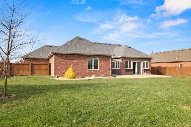 956 E Grace Street, Republic, MO 65738