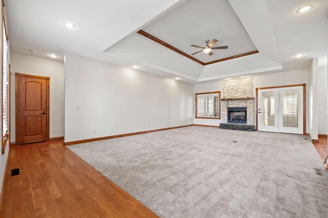 956 E Grace Street, Republic, MO 65738