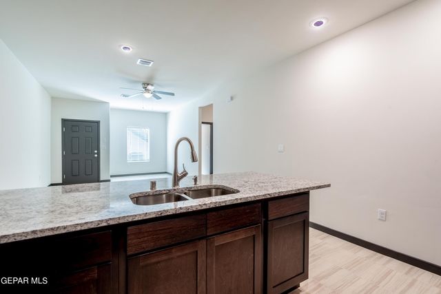 8945 ROBERT Drive, C, El Paso, TX 79904