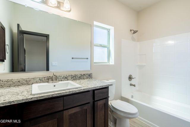 8945 ROBERT Drive, C, El Paso, TX 79904