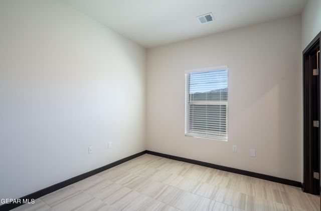 8945 ROBERT Drive, C, El Paso, TX 79904