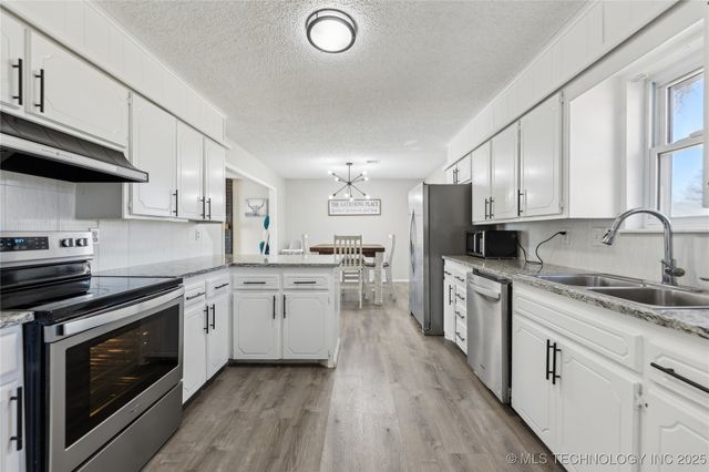 2602 S 27th, Muskogee, OK 74401