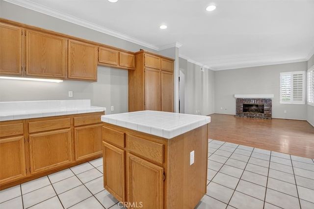 2620 Taylor, Corona, CA 92882