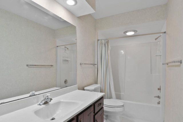 9 Winterberry Trail, Madison, WI 53717