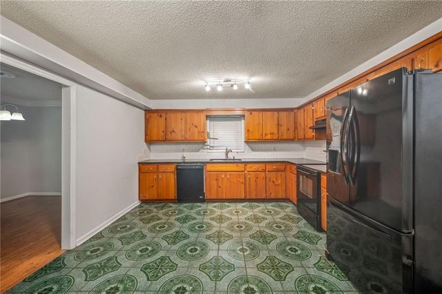 1642 Ashmar SW Lane, Marietta, GA 30064