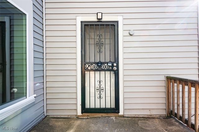 3300 W 98th Street, Cleveland, OH 44102