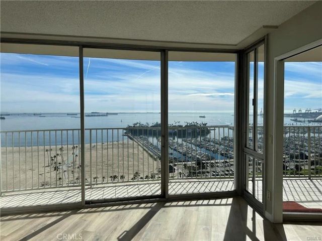 700 E Ocean 2605, Long Beach, CA 90802