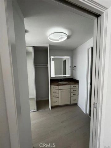 700 E Ocean 2605, Long Beach, CA 90802