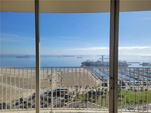 700 E Ocean 2605, Long Beach, CA 90802