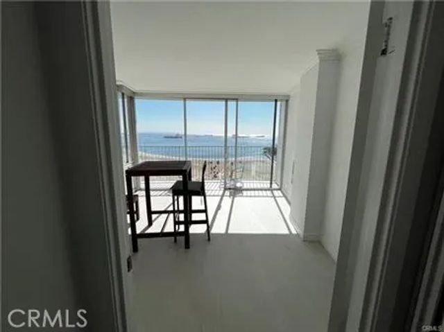 700 E Ocean 2605, Long Beach, CA 90802