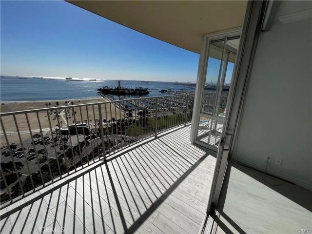 700 E Ocean 2605, Long Beach, CA 90802