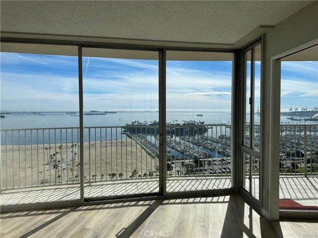 700 E Ocean 2605, Long Beach, CA 90802