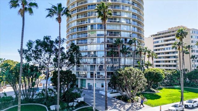 700 E Ocean 2605, Long Beach, CA 90802