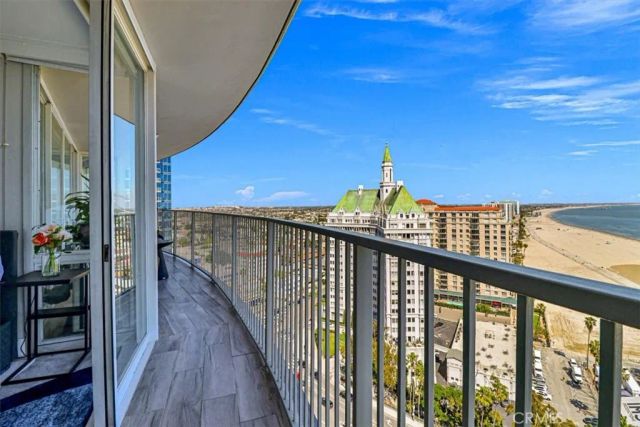 700 E Ocean 2605, Long Beach, CA 90802