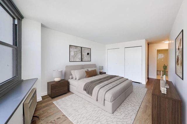 555 W CORNELIA Avenue 1511, Chicago, IL 60657