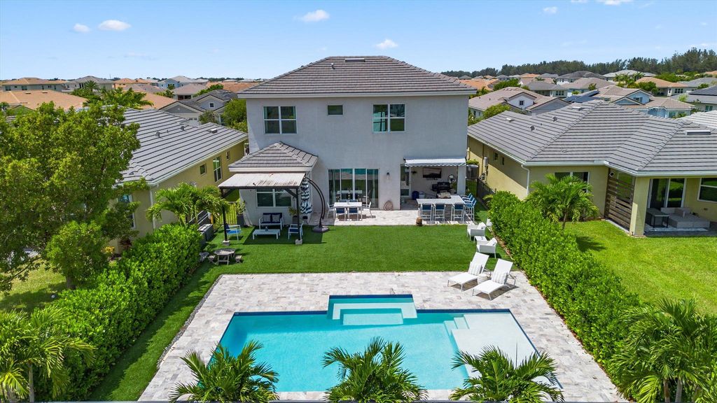 15715 Goldfinch Circle, Westlake, FL 33470