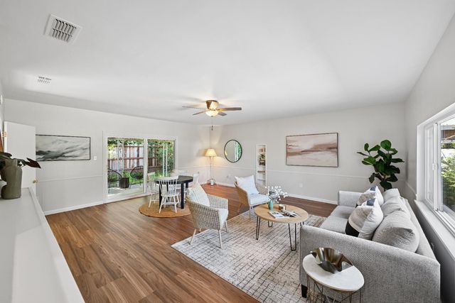 8820 Sunset Ave, Fair Oaks, CA 95628