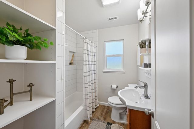 8820 Sunset Ave, Fair Oaks, CA 95628