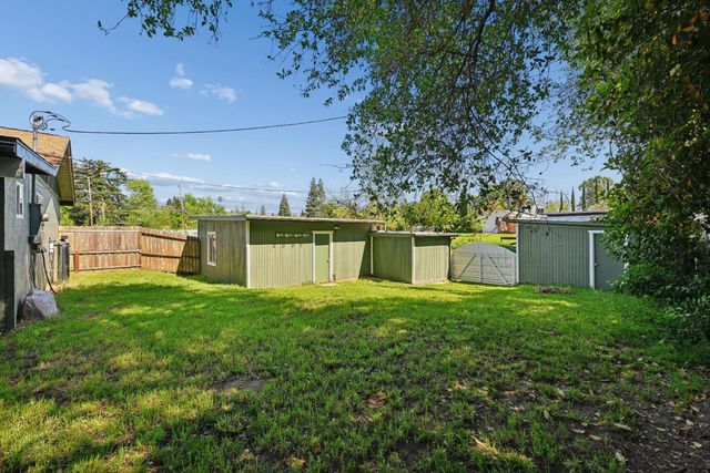 8820 Sunset Ave, Fair Oaks, CA 95628