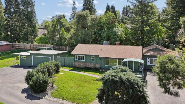 8820 Sunset Ave, Fair Oaks, CA 95628