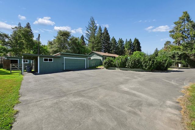 8820 Sunset Ave, Fair Oaks, CA 95628