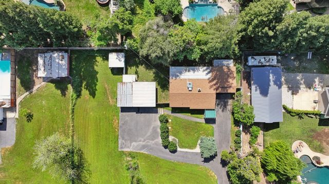 8820 Sunset Ave, Fair Oaks, CA 95628