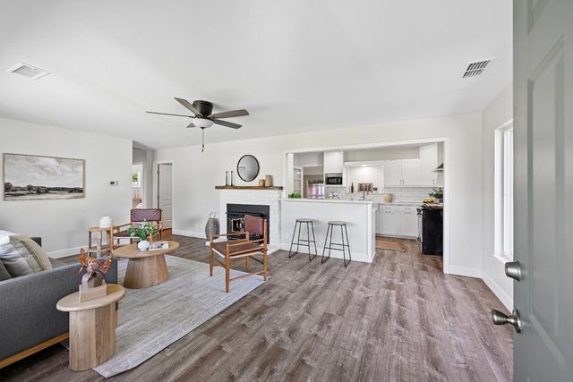 8820 Sunset Ave, Fair Oaks, CA 95628