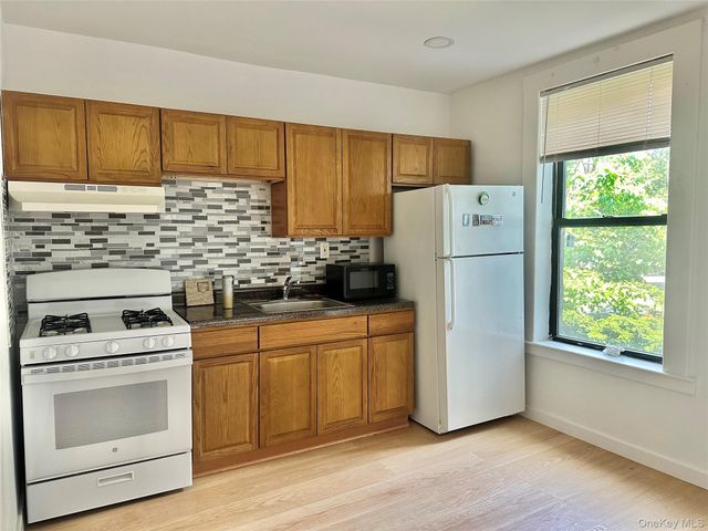 2120 Mapes Avenue 1A, Bronx, NY 10460