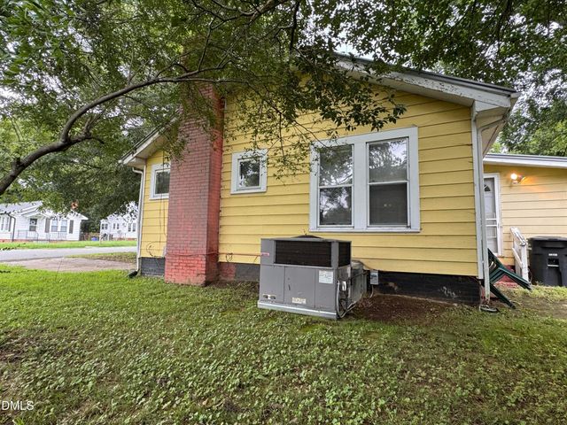 316 Atwater Street, Burlington, NC 27215