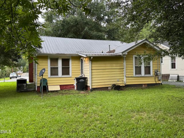 316 Atwater Street, Burlington, NC 27215