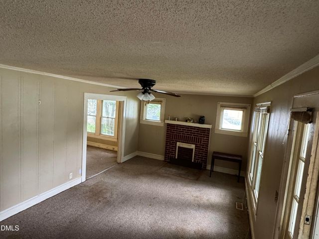 316 Atwater Street, Burlington, NC 27215