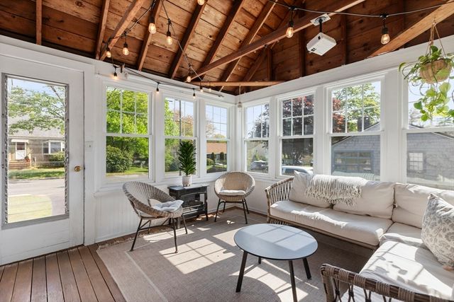 17 Melvern Rd, Abington, MA 02351