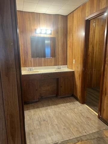 600 Allen Avenue, Stinnett, TX 79083