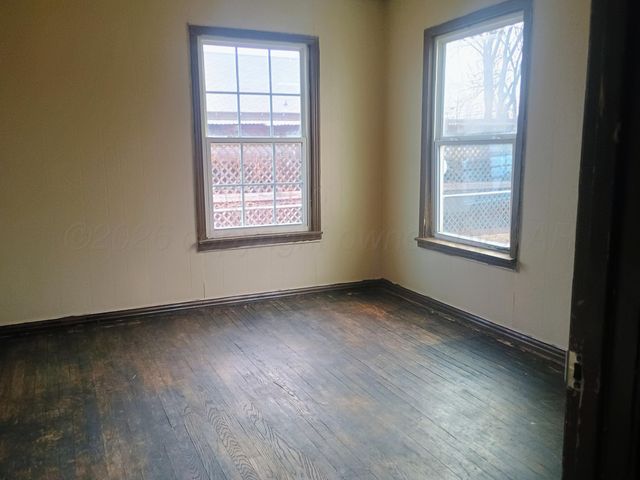 600 Allen Avenue, Stinnett, TX 79083