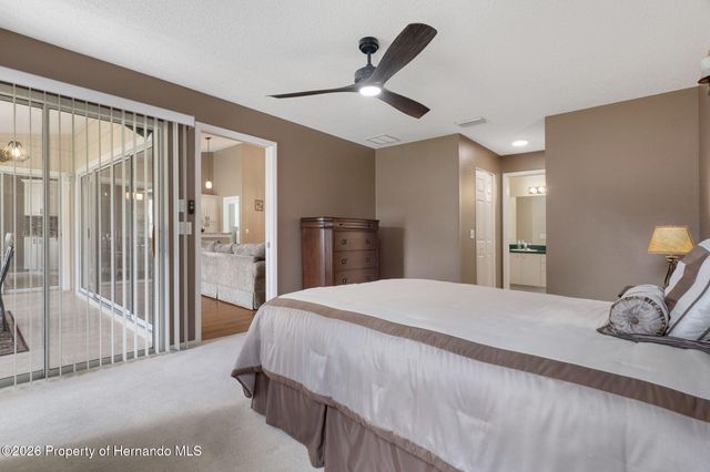 1424 Pinewood Hills Court, Spring Hill, FL 34606