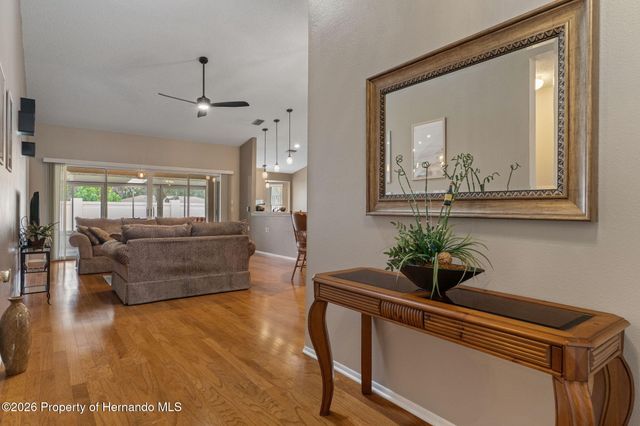 1424 Pinewood Hills Court, Spring Hill, FL 34606