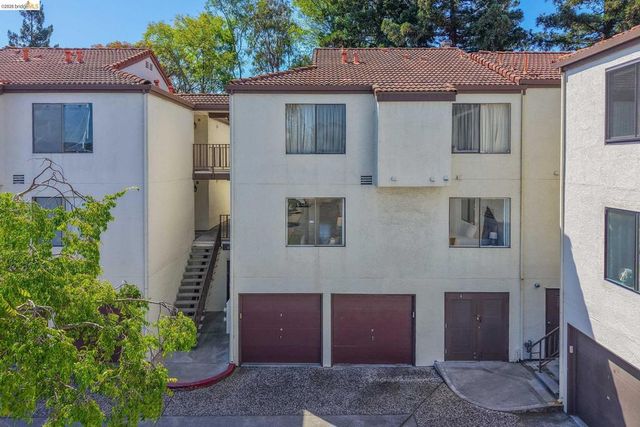 21062 Gary Dr 118, Hayward, CA 94546