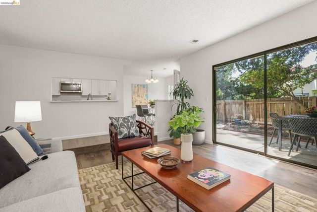 21062 Gary Dr 118, Hayward, CA 94546