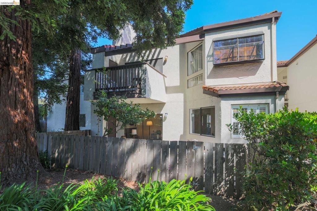 21062 Gary Dr 118, Hayward, CA 94546