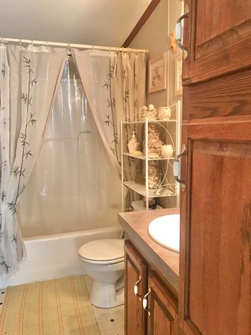 686 KY 827 Highway, Greenup, KY 41144