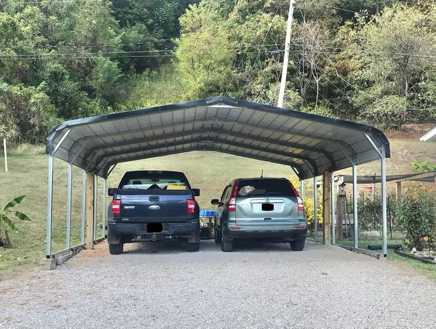 686 KY 827 Highway, Greenup, KY 41144