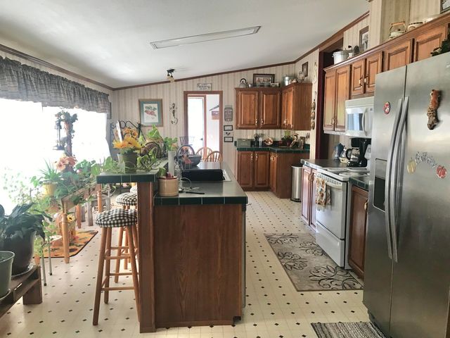 686 KY 827 Highway, Greenup, KY 41144