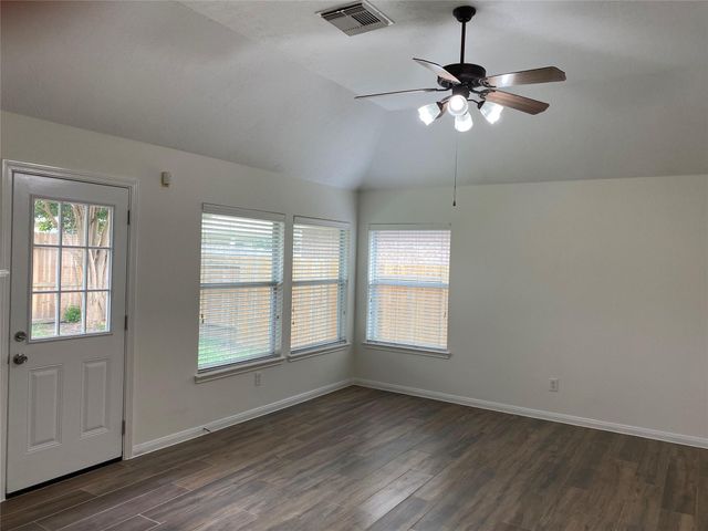 21615 Rose Mill Drive, Kingwood, TX 77339