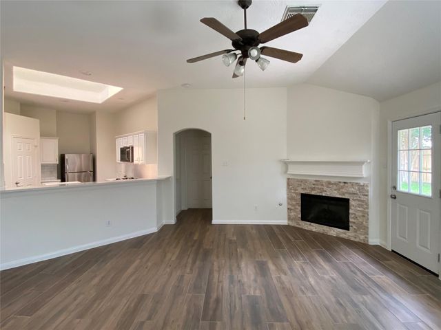 21615 Rose Mill Drive, Kingwood, TX 77339