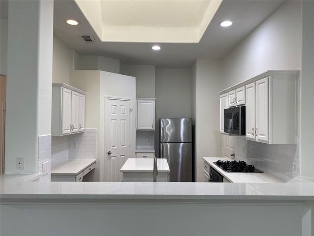 21615 Rose Mill Drive, Kingwood, TX 77339